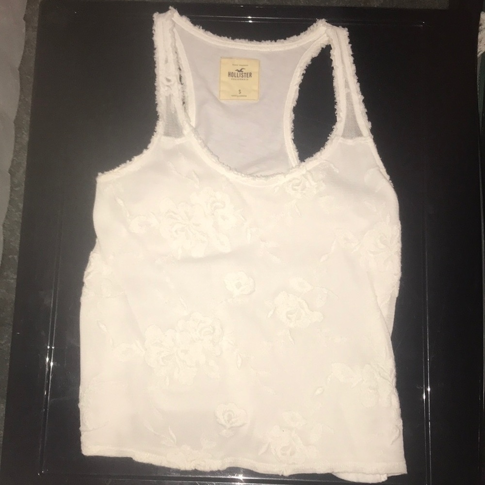 White lace Hollister tank